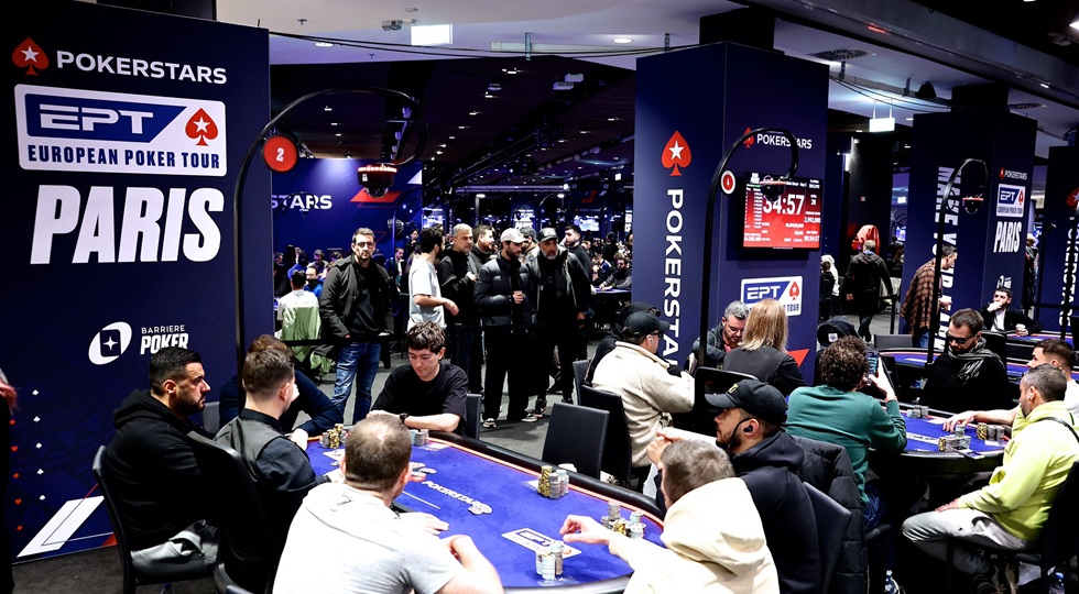 Ps Open High Roller: 12 italiani al Day 2, Joseph Bruscella è il migliore
