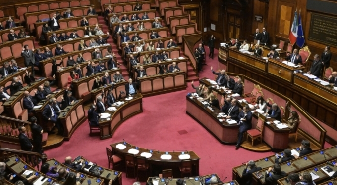 Equidi come animali d’affezione: al via l’esame delle nuove Pdl, che citano anche le corse ippiche