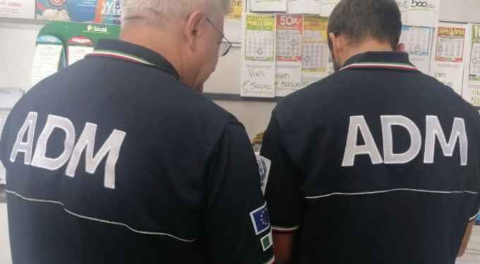 Adm, a Chieti trovate due sale irregolari: niente autorizzazione e biglietti mancanti