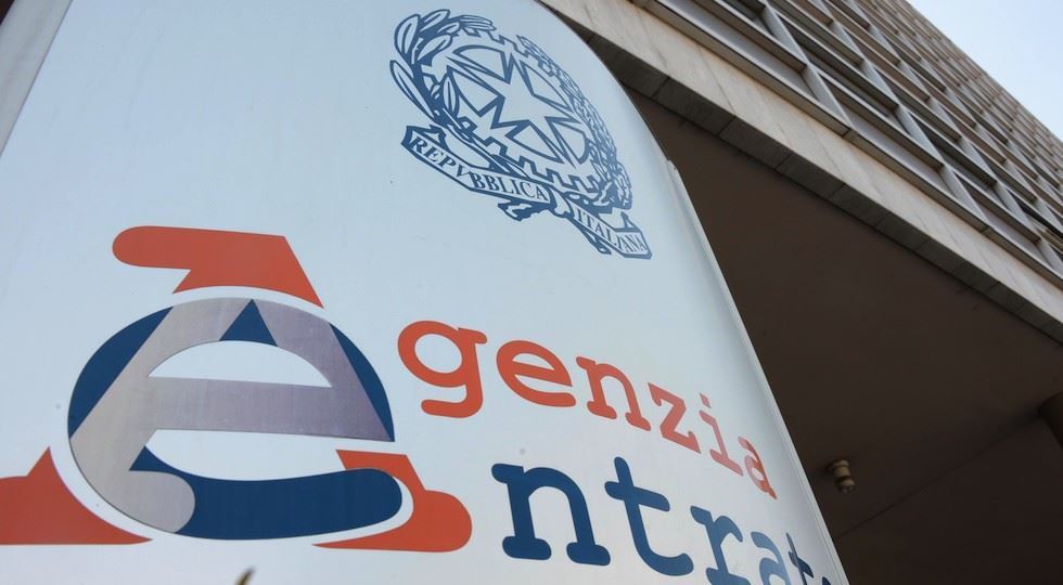 Agenzia Entrate: quote Preu e 0,8% sul giocato compensabili anche con crediti d’imposta Super­Ace
