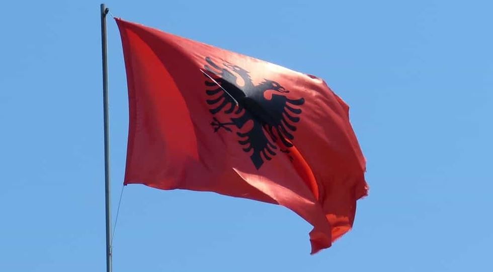 Albania: dopo cinque anni tornano le scommesse sportive ma si gioca solo online