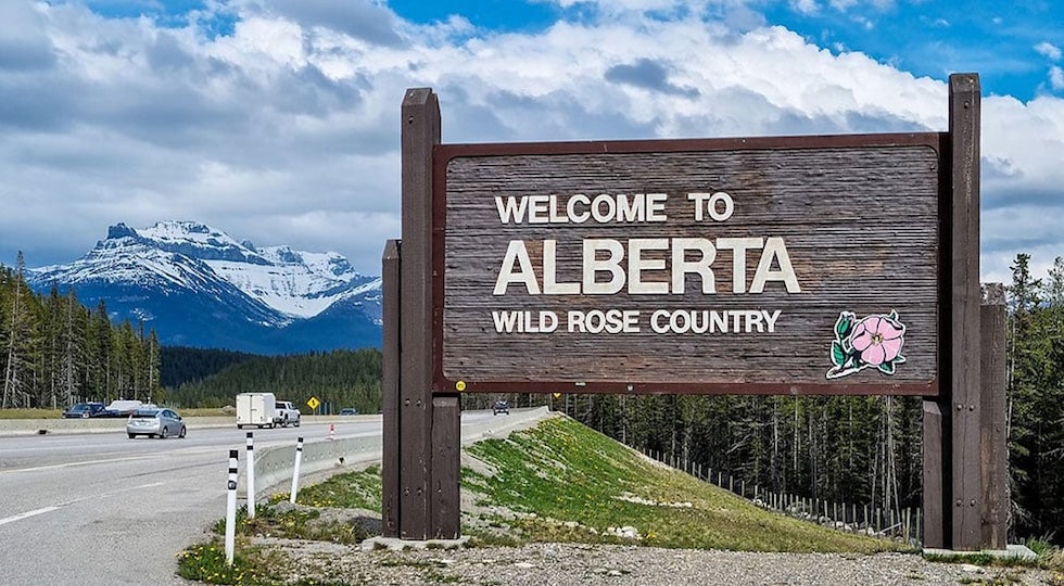 Canada: dopo l’Ontario anche l’Alberta pensa alla regolazione di poker e giochi online