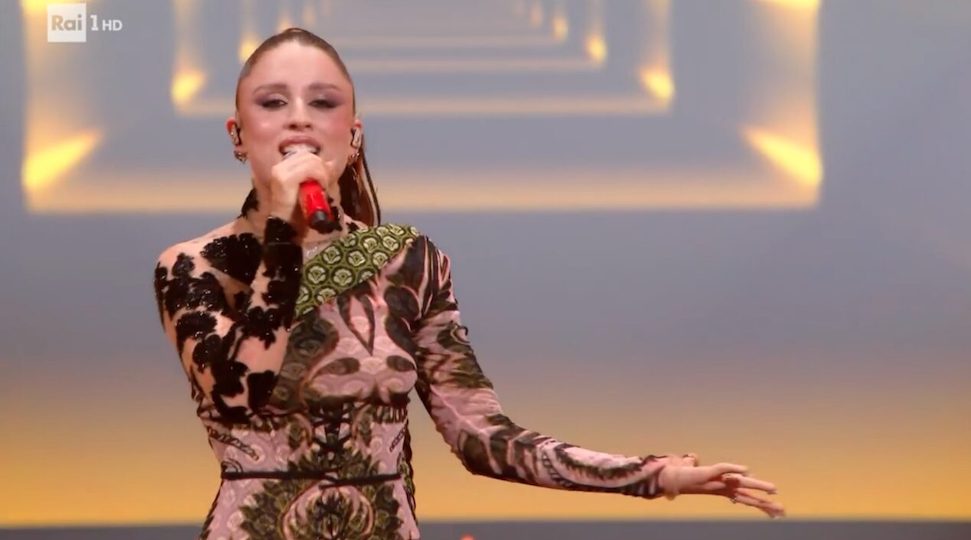 Sanremo 2024: ecco le ipotesi dei podi tra Angelina, Geolier e Annalisa