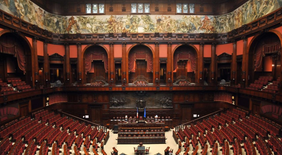 Milleproroghe: alla Camera altri ‘ok’ dalle commissioni, slitta voto su emendamenti