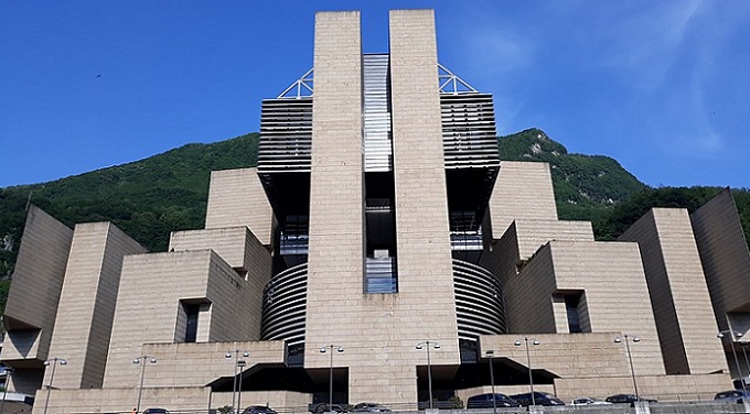 Casinò Campione tra passato e futuro: le previsioni di incassi e il peso dei giochi