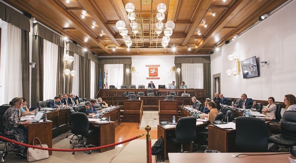 Consiglio Toscana, voto unanime: le ticket redemption saranno vietate ai minori