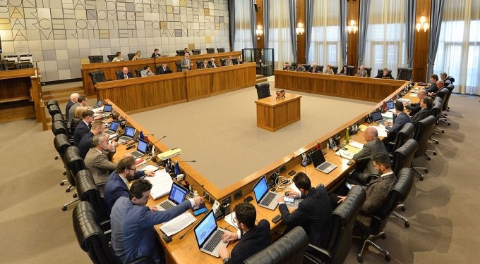 Consiglio Valle Aosta, dipendenti e bar del Casinò sotto la lente