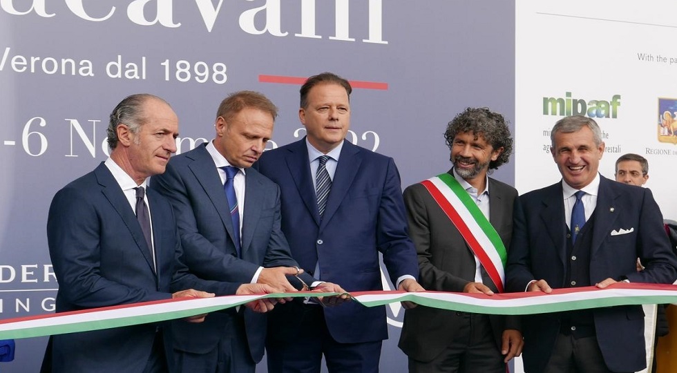 Al via Fieracavalli, Lollobrigida (Masaf): ‘Evento centrale per il mondo equestre’