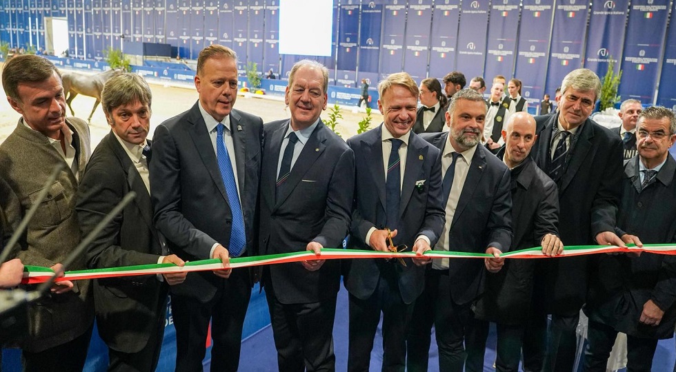 Fieracavalli, Lollobrigida: ‘Padiglione Masaf principale punto di riferimento dell’evento’