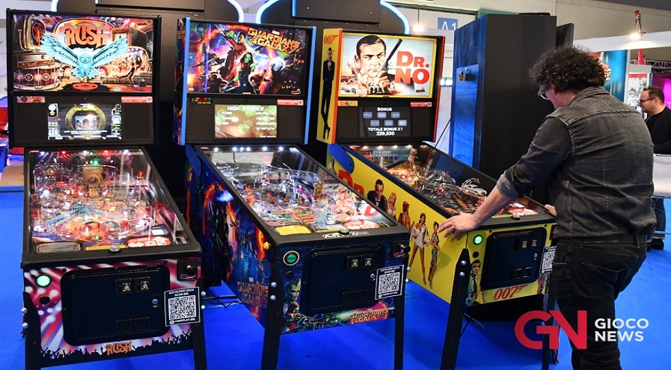 Stern Pinball: dopo Bergamo il flipper vola a Dubai per la fiera Deal 2023