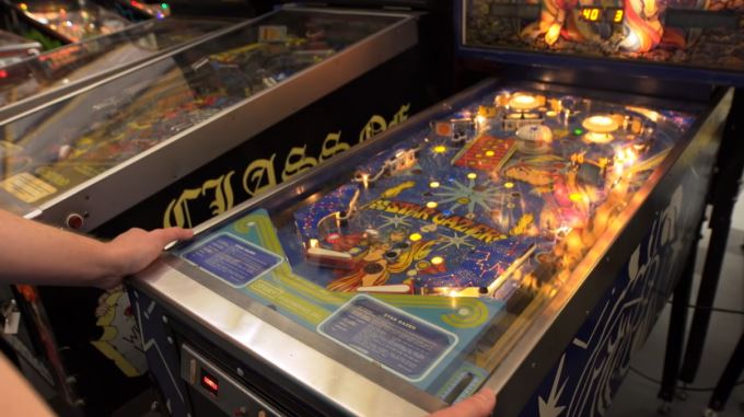 Flipper sportivo: Daniele Acciari numero 3 al mondo, Roberto Pedroni guida Ics 2024