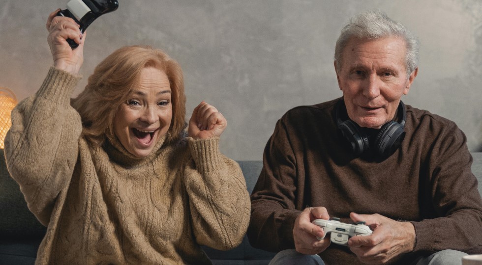 Videogame: otto persone su dieci si divertono così, e chi gioca da Pc e console spende di più