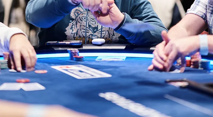 Super Italia al Day2 del France Poker Series High Roller Parigi: 11 azzurri dal Day1B