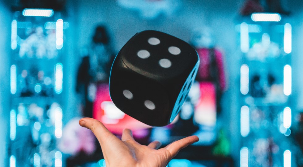 Olanda e UK, sanzioni pesanti per gioco illegale o poca trasparenza