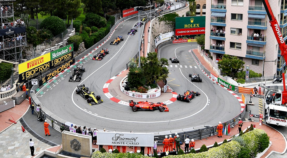 Formula 1 Gp Monaco: Leclerc e Perez insidiano Verstappen