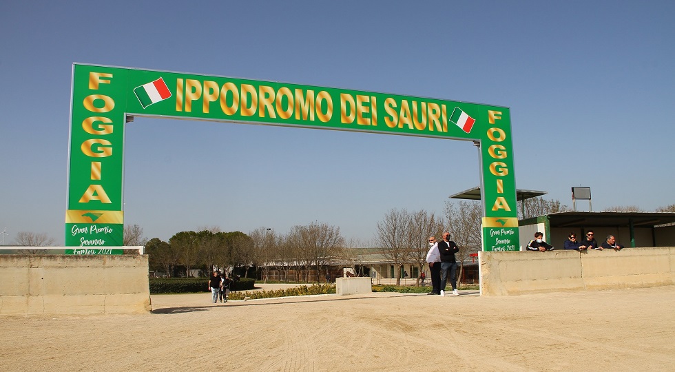 Bando ippodromo Castelluccio dei Sauri, domande entro il 5 novembre