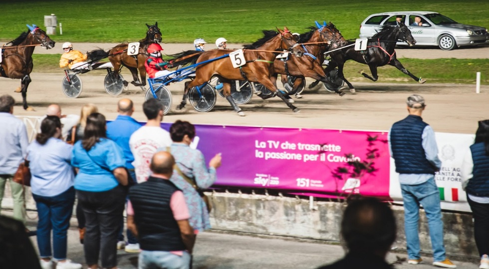 L’ippodromo di Padova si rinnova, arrivano concerti e padel