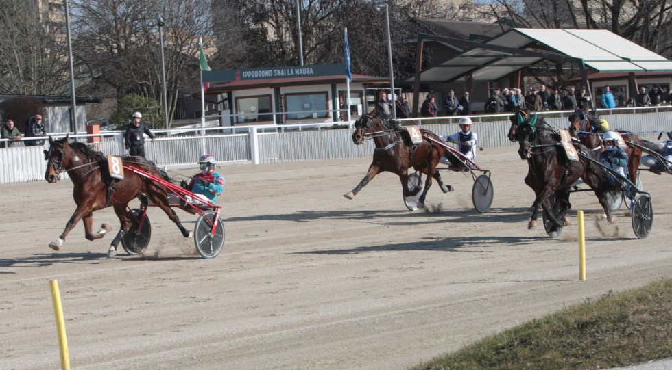 Ippodromo Snai La Maura, un rientro vincente per Espada