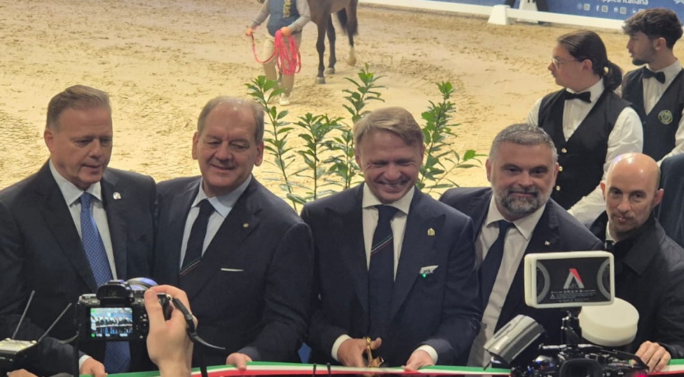 Fieracavalli, La Pietra (Masaf): ‘Pronti a fare la nostra parte per rilancio dell’ippica’