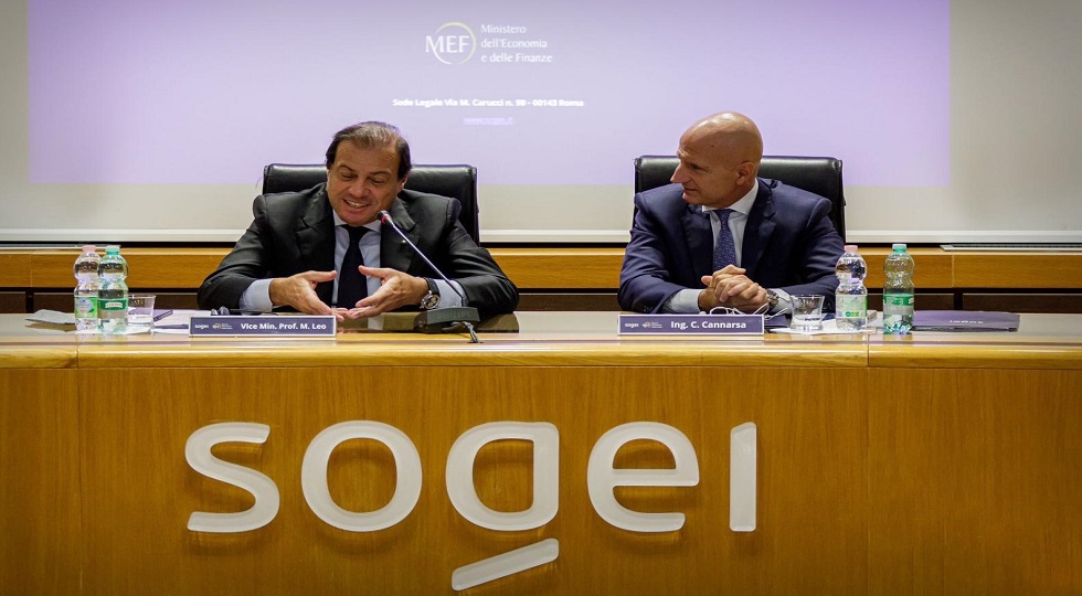 Leo (Mef) in visita alla Sogei: ‘Il 2024 anno di svolta per la riforma fiscale’