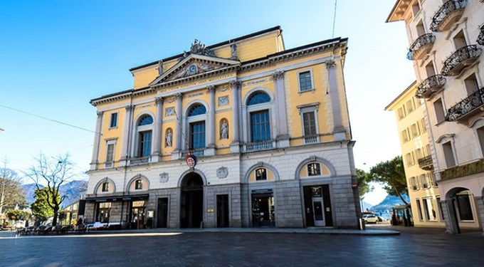 Vertenza con il Casinò Locarno, il Municipio pronto a sostenere il Casinò di Lugano