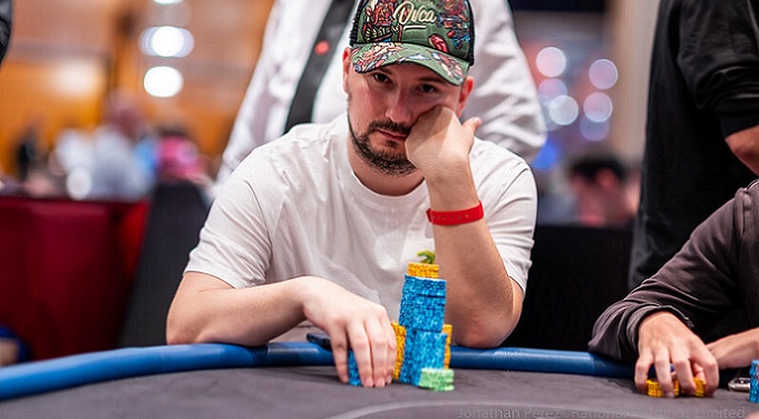 Main event Espt & Ukipt Malaga, Menicanin parte primo al Day 3 e Valentina Galeandro la migliore dei 15 italiani in gara