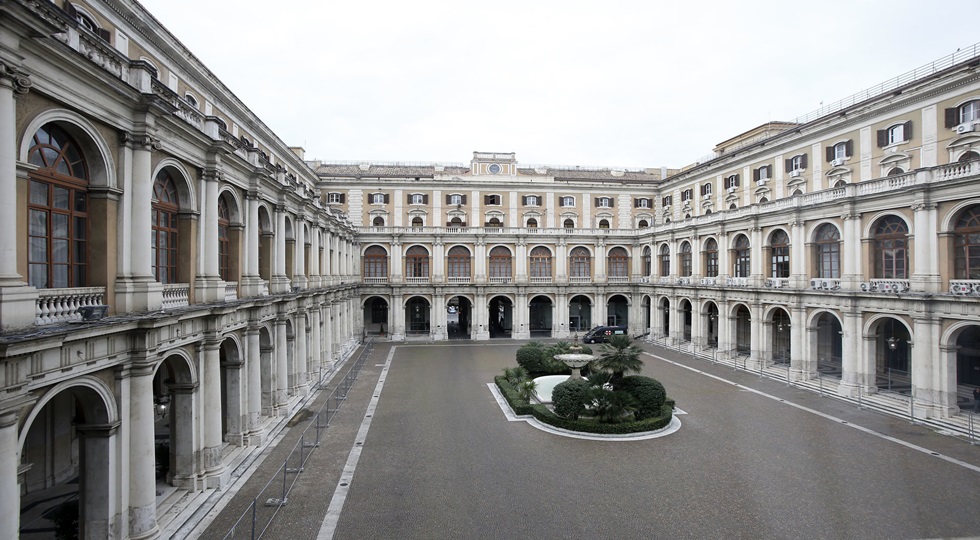 Nulla cambia, purché tutto cambi: la politica guarda al gioco e alla cassa