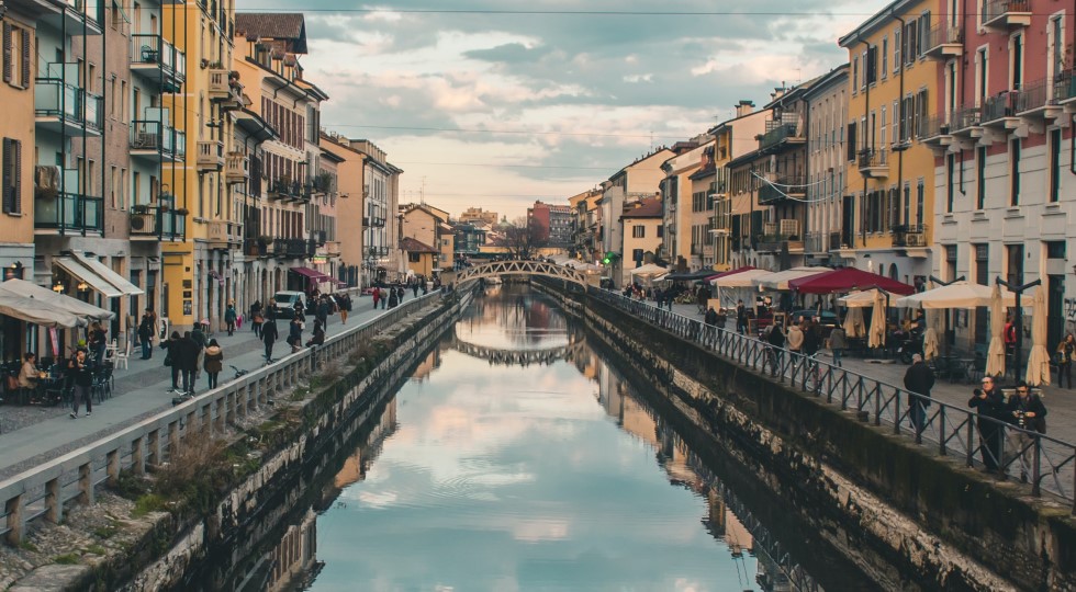 Brand ‘Milano’: dal comune un no all’abbinamento con alcolici, porno e tabacco