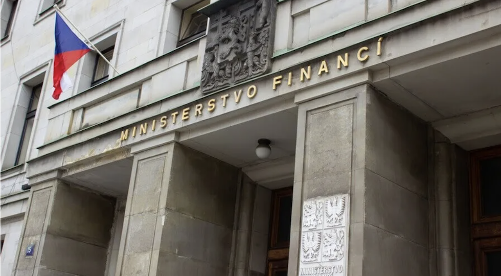 Il Governo ceco vuole aumentare le tasse su poker e giochi e crolla la soglia di imposizione fiscale