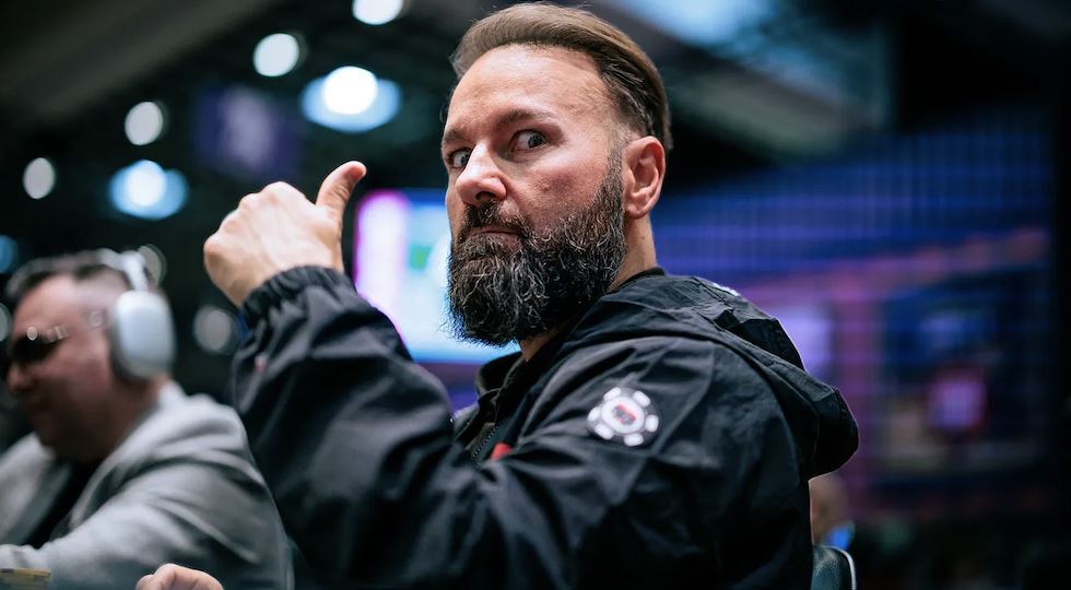 Squalifica per Lin dalle Wsop: Negreanu accetta le scuse del poker pro cinese