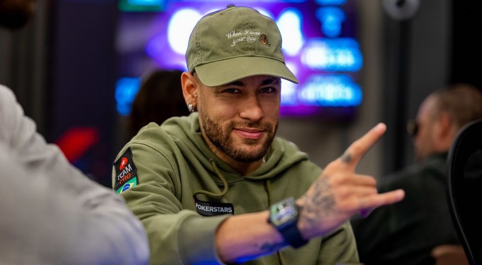 Neymar divide l’opinione pubblica all’Ept Parigi: i tifosi lo attaccano, Galtier e i player sono con lui
