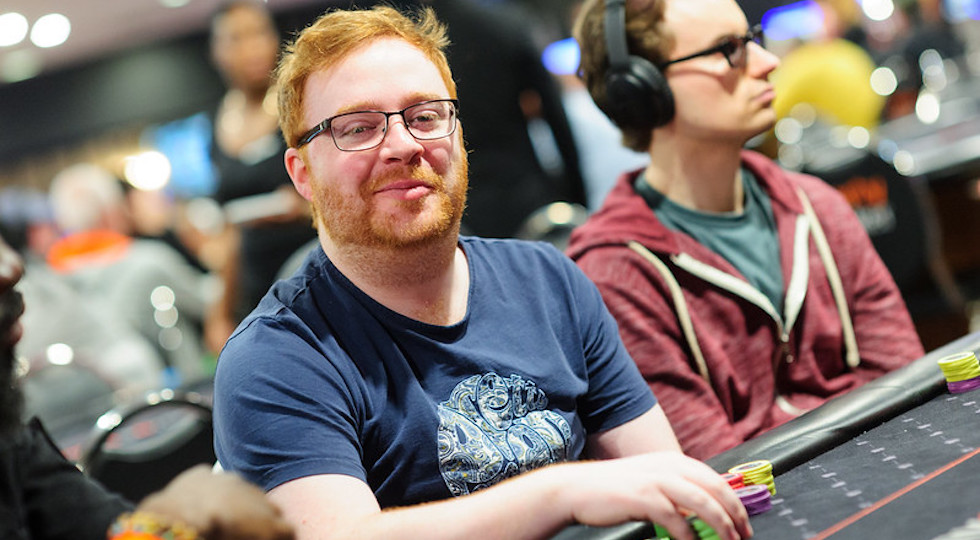 Un documentario Bbc racconta il viaggio nel poker di Niall Farrell