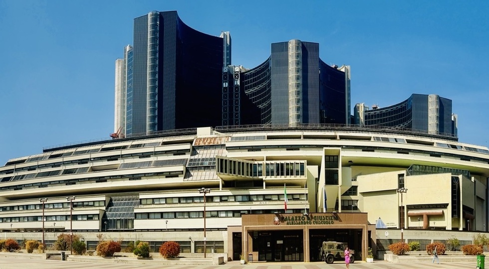 Slot e scommesse insieme? Per la Corte d’Appello di Napoli serve la licenza