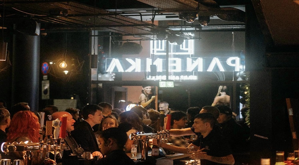 Arriva Panenka: il nuovo bar di gaming con due piani di divertimento