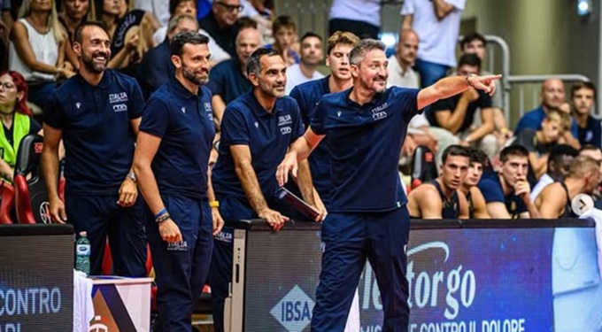 Basket: Olimpia Milano-Anadolu Efes, Poeta vuole un’altra vittoria