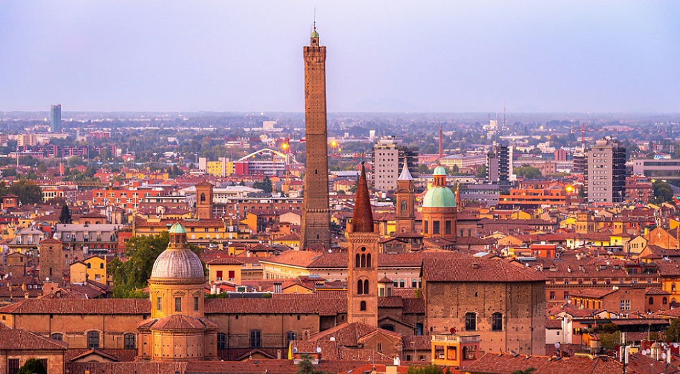 As.tro: nasce la sezione concessionari e al via il progetto Uni>erso