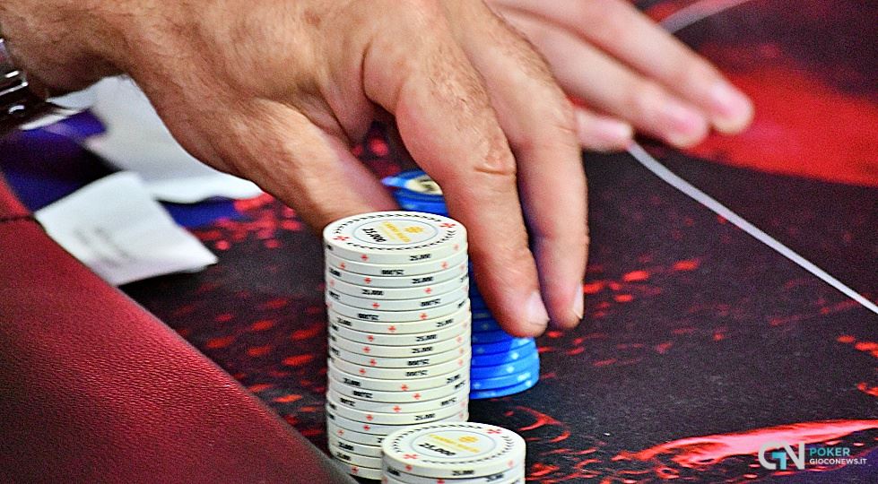 Rock star perde auto di lusso al tavolo da poker: dopo anni venduta all’asta