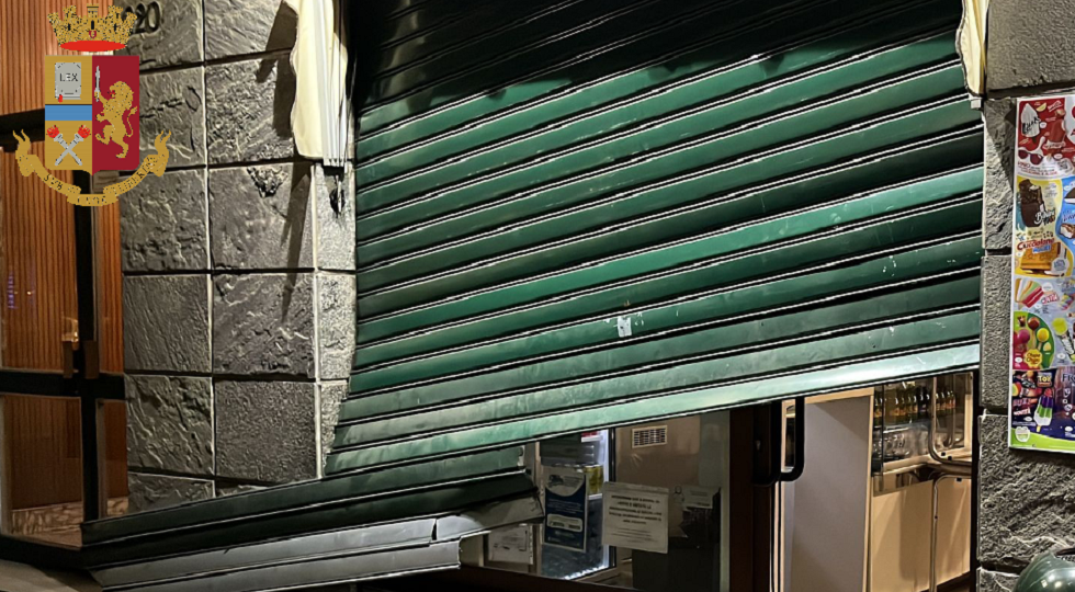 Torino, slot machines rubate in una tabaccheria: furto sventato