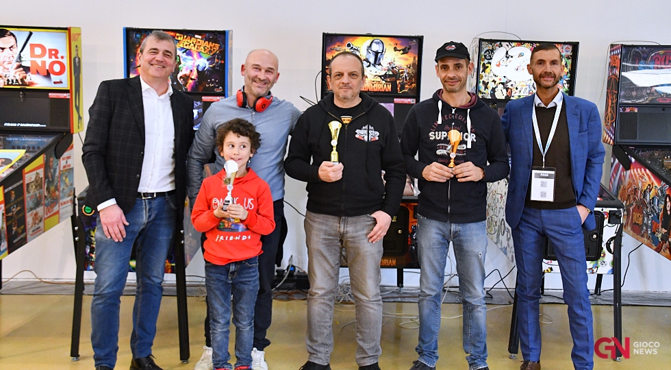 Flipper sportivo: De Stefani vince il FEE Pinball Tournament di Bergamo