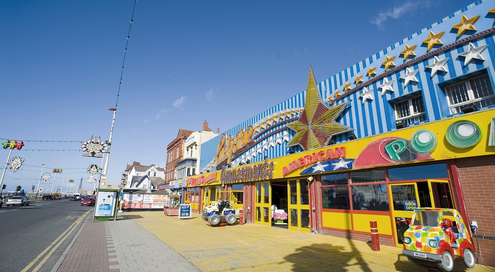 Sale giochi al mare sempre più popolari fra la Generazione Z