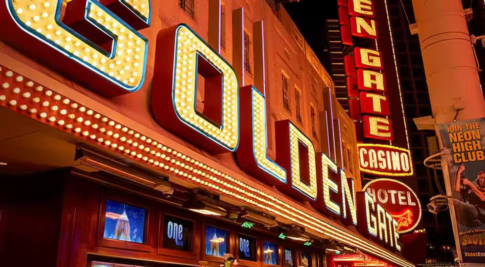 Golden Gate Hotel & Casino, una delle leggende di Las Vegas, festeggia 120 anni