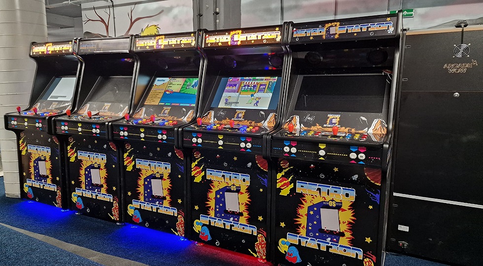 Arcade: nuova sala giochi vintage (e bar) in Regno Unito con Retro Station