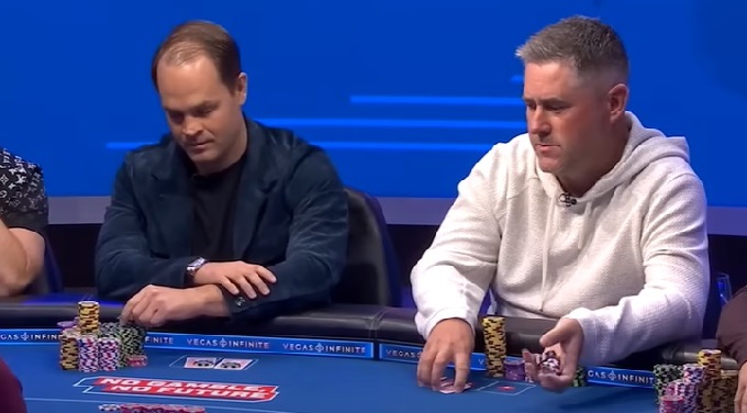 PokerGO: Andrew Robl costringe Adelstein a foldare con KK