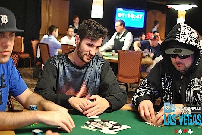 Sammartino super fold al main Ept Cipro: il suo full avrebbe perso contro poker