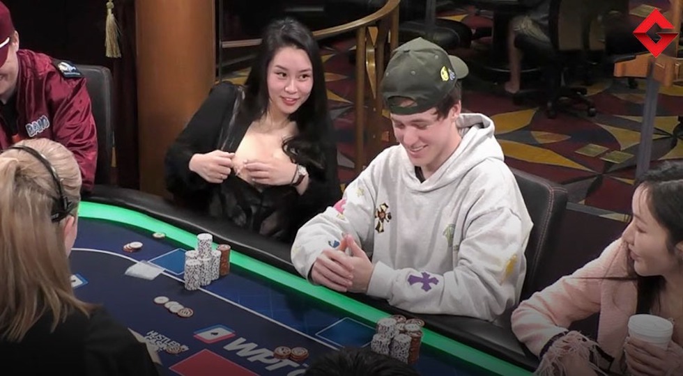 La poker player in topless, Sashimi, derubata al Bellagio: ‘Una borsa Chanel con 40k dentro, so chi è stato!’