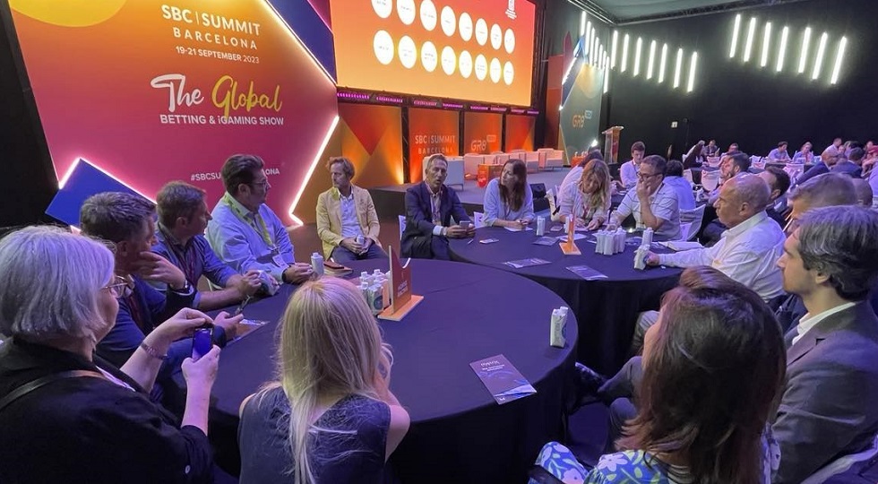 Sbc summit Barcelona: ‘Visibilità in tv e riforma scommesse centrali per rilancio ippica’