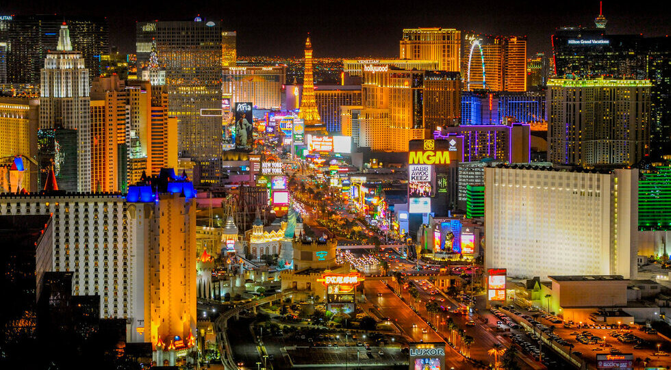 Caesars difende Las Vegas: ‘La città offre ancora valore, va solo comunicato meglio’