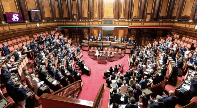 Manovra: il testo, con tutte le misure sul gioco, passa al Senato