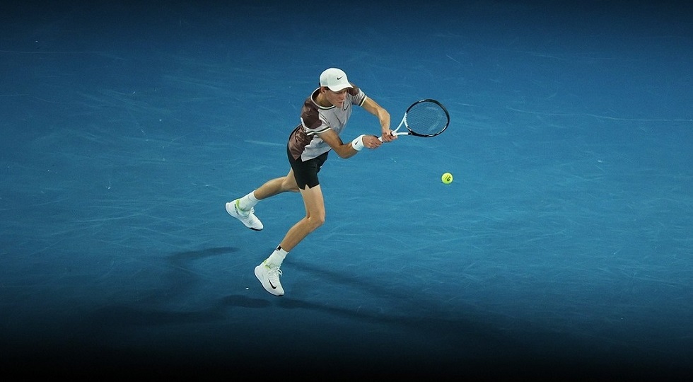 Tennis: c’è solo Re Nole tra Sinner e la finale degli Australian open