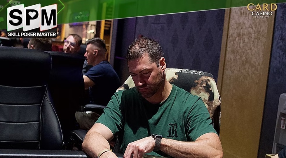 Skill Poker Master, Day 1B: comanda Kosa, passano De Persis e Scermino